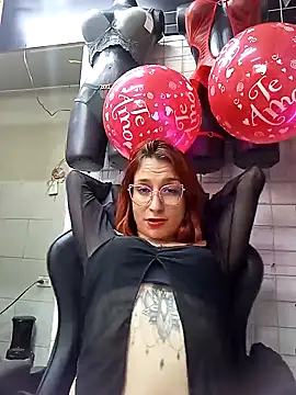 Snapshot of Paula382023 chatting on February 10, 2025, 8:42 pm Paula382023 online show from February 10, 2025, 8:42 pm