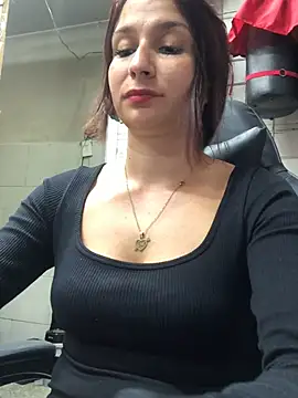 Snapshot of Paula382023 chatting on February 25, 2025, 10:31 pm Paula382023 online show from February 25, 2025, 10:31 pm