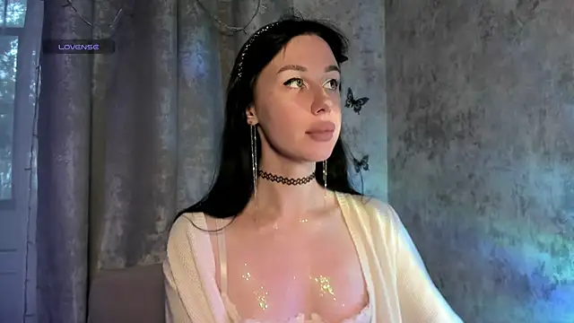 Snapshot of elena_addiction chatting on June 28, 2026, 4:57 pm elena addiction online show from June 28, 2026, 4:57 pm