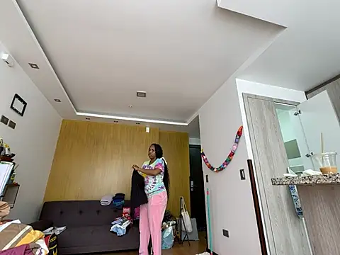 ChocolateCakeQueen online show from February 26, 2026, 3:56 pm