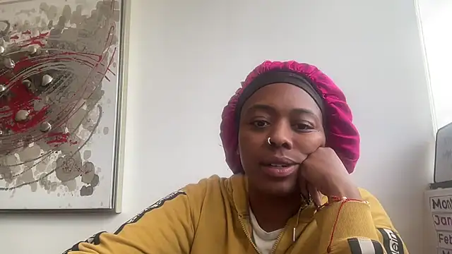 ChocolateCakeQueen online show from November 26, 2025, 1:11 pm