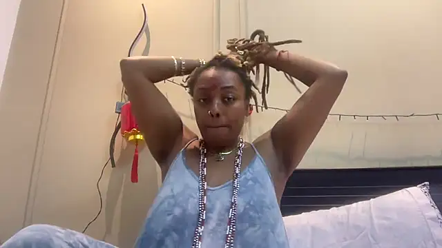 ChocolateCakeQueen online show from March 11, 2025, 4:51 am