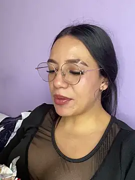 hannahb-e online show from February 12, 2025, 6:51 pm