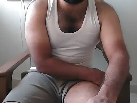 Tamil Boy28 online show from March 4, 2025, 9:40 am