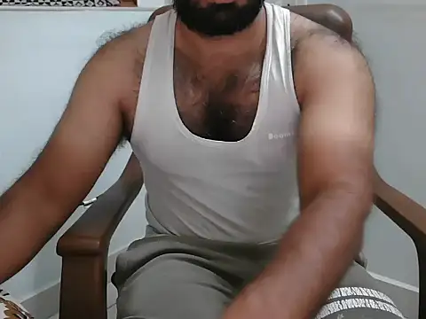 Tamil Boy28 online show from April 19, 2026, 1:01 pm