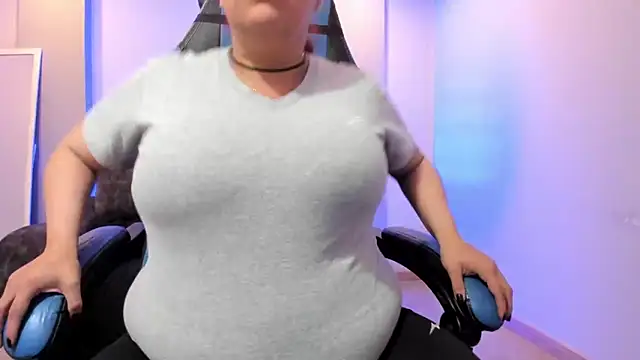 Snapshot of Sammy_owens_ chatting on October 9, 2025, 12:17 pm Sammy owens online show from October 9, 2025, 12:17 pm