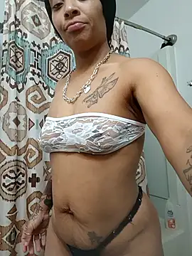 Snapshot of mariah2299 chatting on November 28, 2025, 2:56 am mariah2299 online show from November 28, 2025, 2:56 am