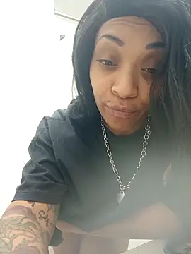 Snapshot of mariah2299 chatting on October 31, 2025, 3:25 am mariah2299 online show from October 31, 2025, 3:25 am