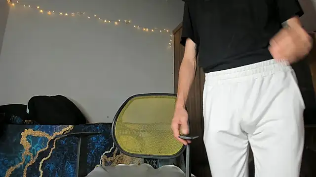 Tristan fantasycam online show from November 22, 2025, 1:15 am