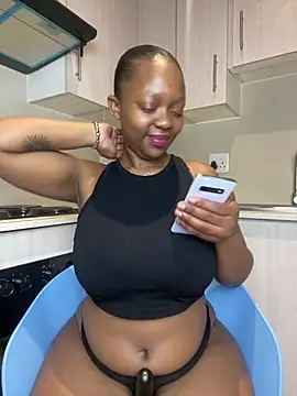 Snapshot of Jazmine-Blue chatting on July 10, 2026, 10:43 pm Jazmine-Blue online show from July 10, 2026, 10:43 pm