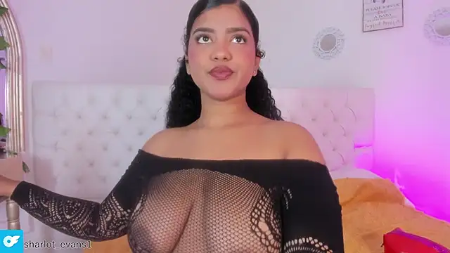 sharlot evans  online show from December 18, 2025, 12:53 pm