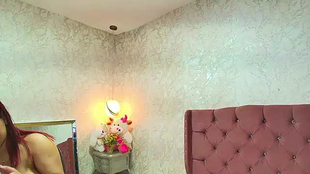 Snapshot of NicolleTaylor chatting on January 17, 2026, 1:37 pm NicolleTaylor online show from January 17, 2026, 1:37 pm