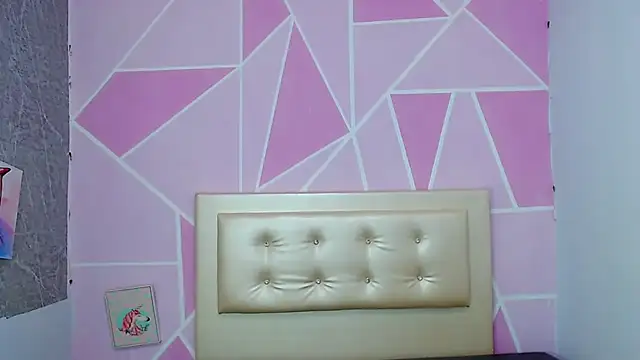 Snapshot of AngeDrty chatting on June 28, 2026, 6:09 am AngeDrty online show from June 28, 2026, 6:09 am