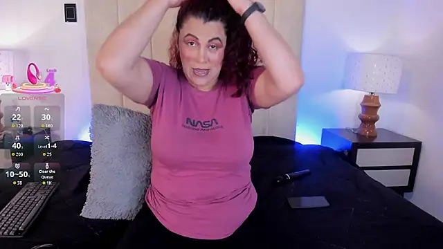 MarthinaBaker online show from January 14, 2026, 12:09 pm