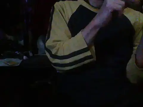 Snapshot of mrdemoncrowly chatting on February 11, 2026, 5:07 am mrdemoncrowly online show from February 11, 2026, 5:07 am