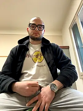 Diegodaddy01 online show from November 16, 2025, 12:21 pm