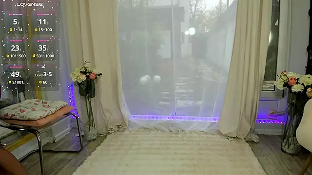 Snapshot of Selena_Reeves chatting on November 5, 2025, 8:06 am Selena Reeves online show from November 5, 2025, 8:06 am