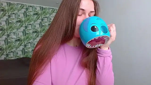 Olivia shine online show from March 11, 2026, 5:34 am