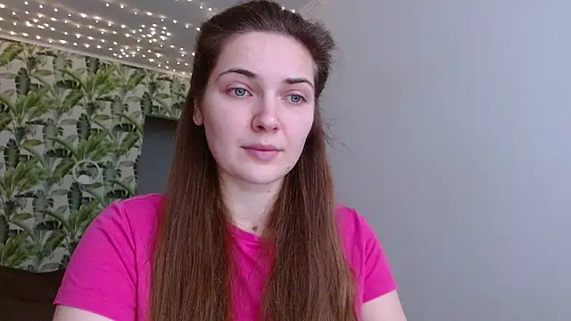 Snapshot of Olivia_shine chatting on January 11, 2026, 6:09 am Olivia shine online show from January 11, 2026, 6:09 am