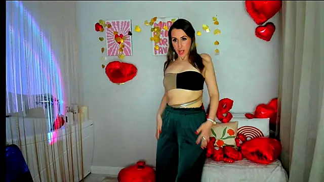 PassionGlow online show from February 11, 2026, 3:28 am