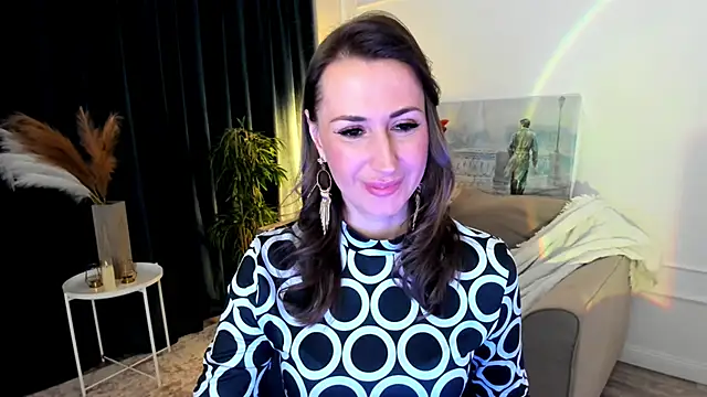 PassionGlow online show from April 9, 2026, 8:04 pm