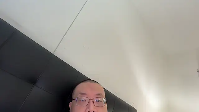 Snapshot of slaveasianboy chatting on May 13, 2026, 3:19 pm slaveasianboy online show from May 13, 2026, 3:19 pm