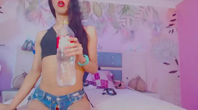 lobahugecockts online show from January 30, 2025, 9:57 am