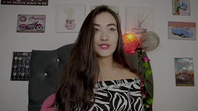 olivia22love online show from February 24, 2026, 5:30 am