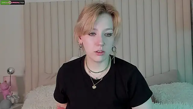 RachelCart online show from December 3, 2025, 3:07 am