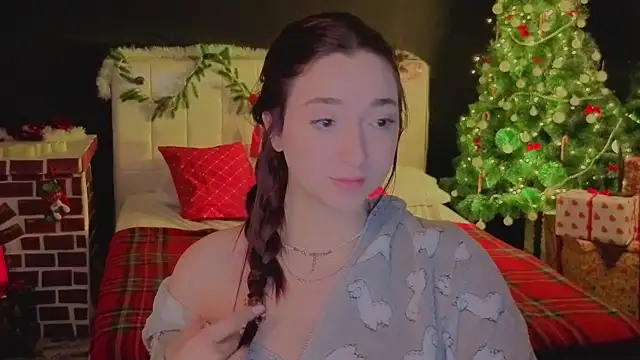 YasmineWest online show from December 5, 2025, 9:52 am