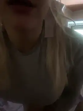 SexxxiLexiiii online show from April 11, 2026, 6:32 am