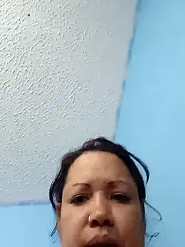 CamelliaLong online show from November 14, 2025, 9:29 pm