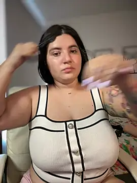 horny roomiess online show from March 4, 2026, 9:22 pm