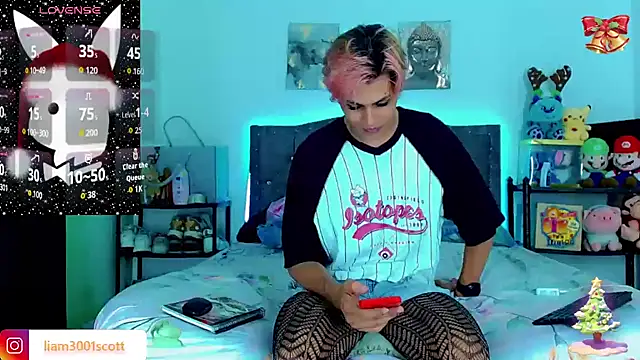 Liamscott  online show from December 18, 2025, 10:46 pm