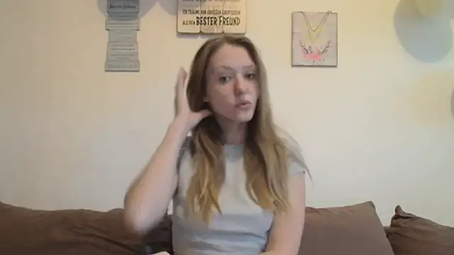 Snapshot of LachenderTeufel chatting on October 22, 2025, 6:02 am LachenderTeufel online show from October 22, 2025, 6:02 am