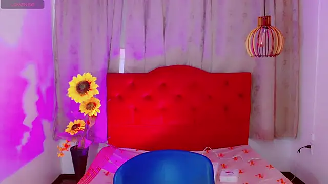 Jessica smith 1 online show from November 5, 2025, 11:13 am