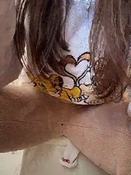 Snapshot of rossana99_ chatting on February 22, 2026, 11:34 am rossana99 online show from February 22, 2026, 11:34 am