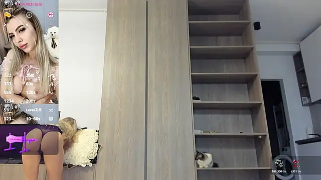 Snapshot of Megan_Ros chatting on November 24, 2025, 6:35 am Megan Ros online show from November 24, 2025, 6:35 am