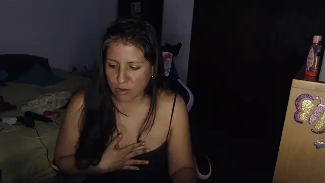 LucifernandaSw online show from May 13, 2026, 12:28 am