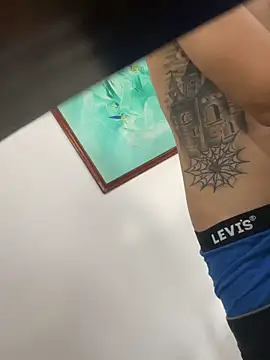 alejdrip online show from December 15, 2025, 3:29 pm