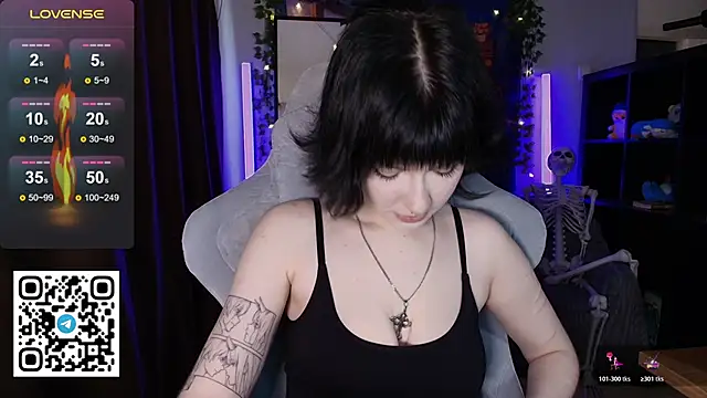 CutieTori online show from April 23, 2026, 9:49 am
