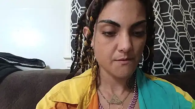 StripKi online show from October 24, 2025, 7:46 pm