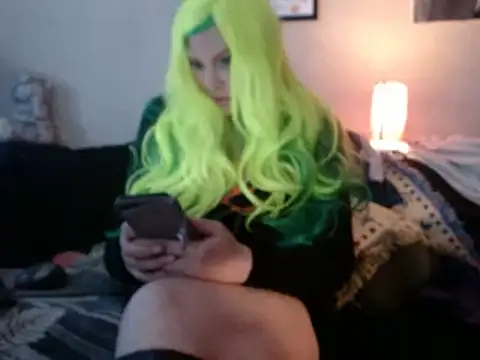 Snapshot of Magicca chatting on February 13, 2025, 8:17 am Magicca online show from February 13, 2025, 8:17 am