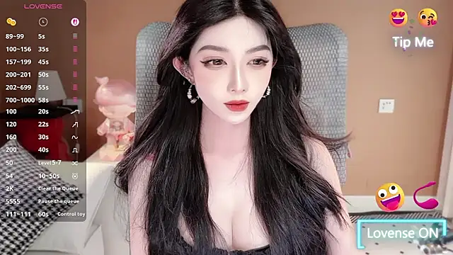 Snapshot of vyizh- chatting on May 7, 2026, 2:20 pm vyizh- online show from May 7, 2026, 2:20 pm