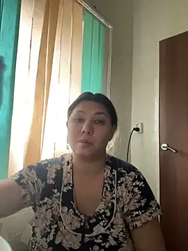 Snapshot of Olivialili chatting on February 11, 2025, 6:51 am Olivialili online show from February 11, 2025, 6:51 am