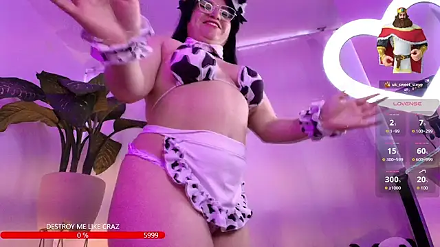 catha cat online show from November 5, 2025, 8:23 pm