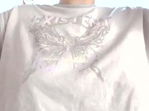 Amara18  online show from December 8, 2024, 6:11 am