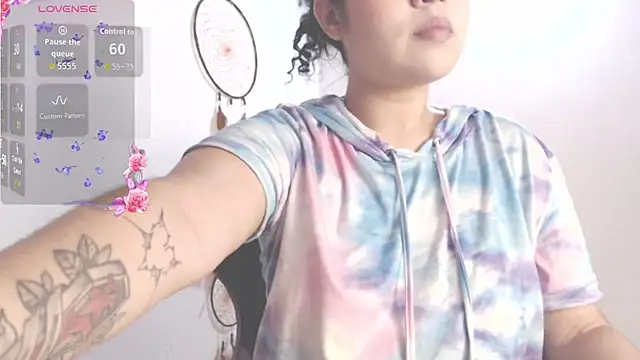 Amara18  online show from November 11, 2025, 8:42 am