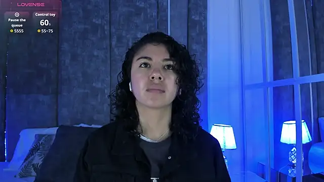 Amareto  online show from October 24, 2025, 10:58 am