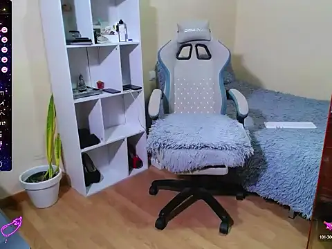 Sweetaine111 online show from February 8, 2026, 8:06 pm